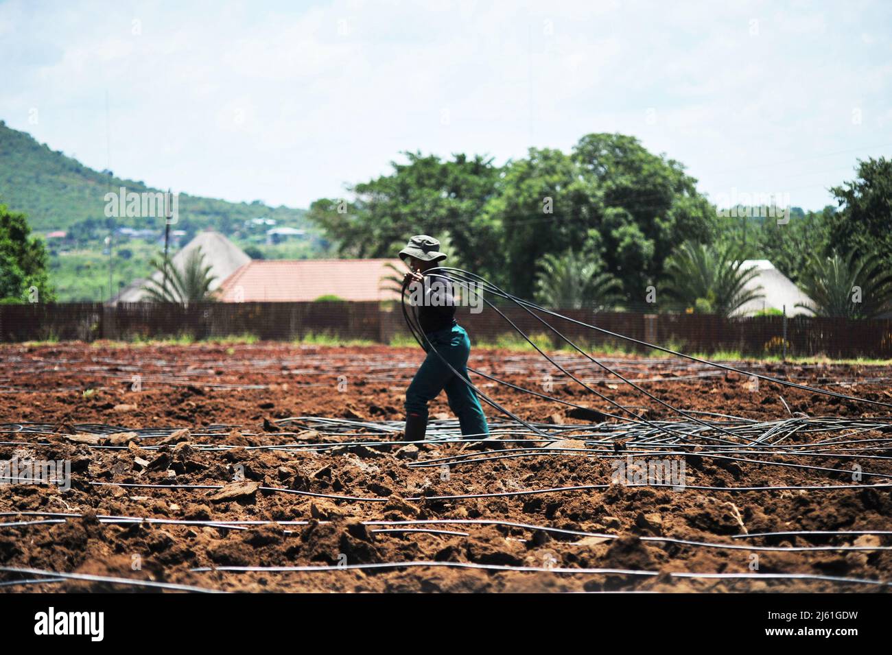 Le village sud-africain embrasse l'énergie solaire Banque D'Images