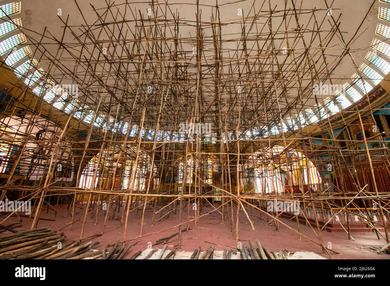 À l'intérieur de l'Axum Tsion St. Mary pendant les travaux de rénovation. Banque D'Images