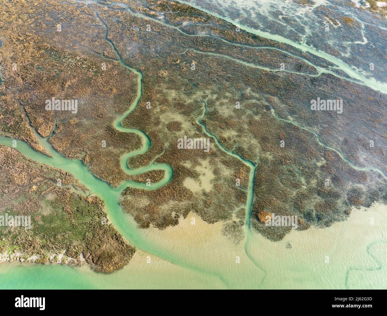 Marais salin dans la baie de Vey Normandie, vue aérienne Banque D'Images