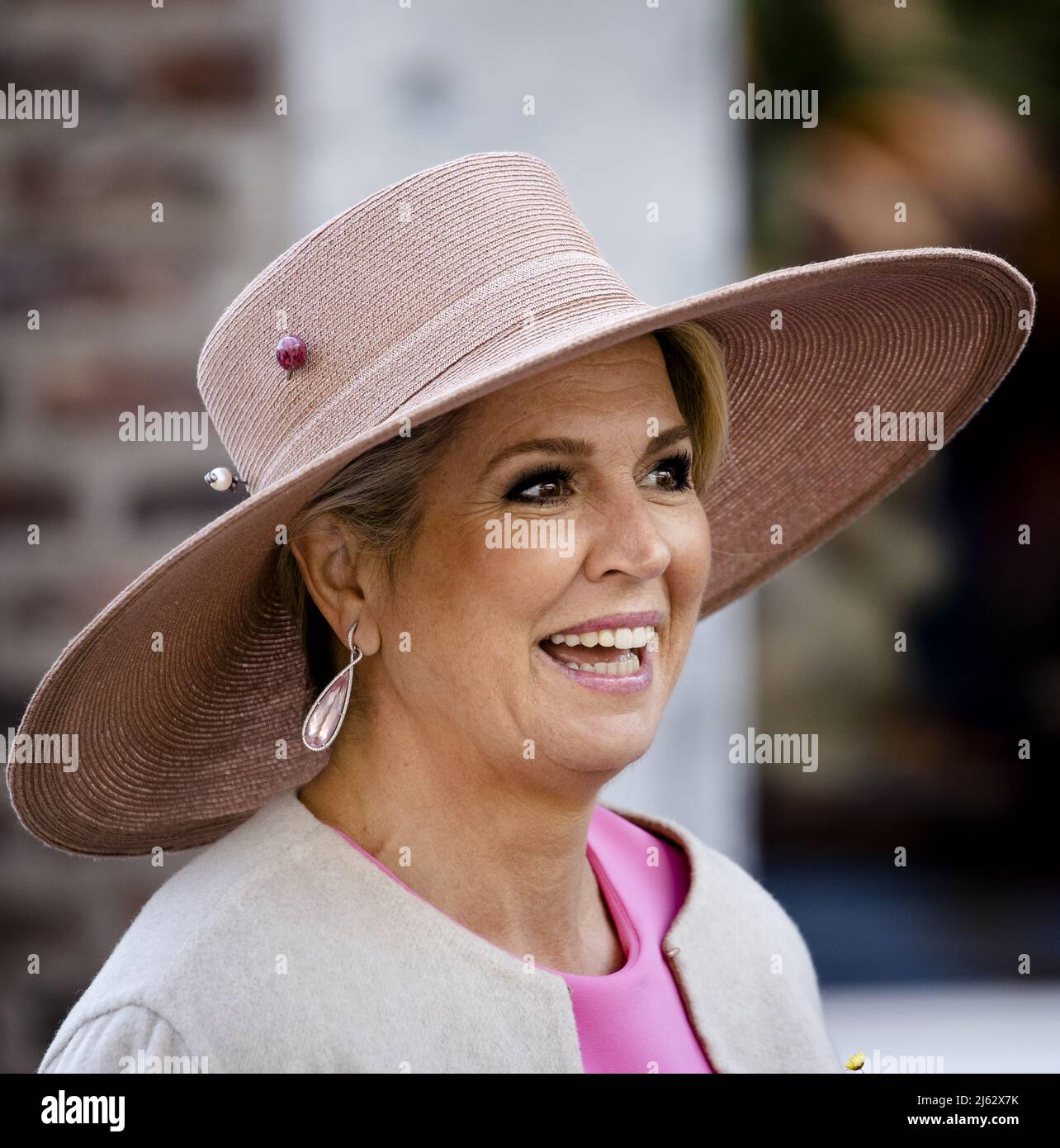 2022-04-27 11:16:26 MAASTRICHT - Reine Maxima pendant le jour du Roi à Maastricht. Après deux années de corona silencieuse, les Hollandais célèbrent à nouveau la Journée du Roi comme d'habitude. ANP SEM VAN DER WAL pays-bas sortie - belgique sortie Banque D'Images
