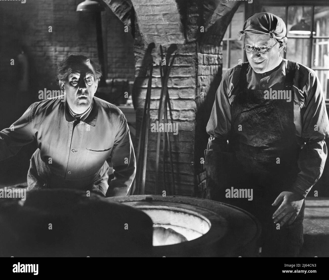 STANLEY HOLLOWAY, ALEC GUINNESS, THE LAVANDE HILL MOB, 1951 Banque D'Images