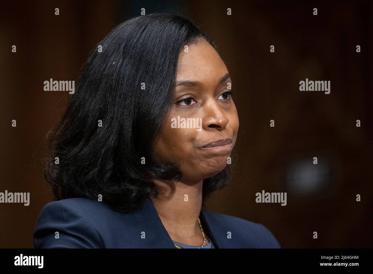 Washington, Vereinigte Staaten. 27th avril 2022. Natasha C. Merle comparaît devant une audience de la Commission du Sénat sur la magistrature pour sa nomination au poste de juge de district des États-Unis pour le district de l'est de New York, dans l'édifice Dirksen du Bureau du Sénat à Washington, DC, le mercredi 27 avril 2022. Credit: Rod Lamkey/CNP/dpa/Alay Live News Banque D'Images