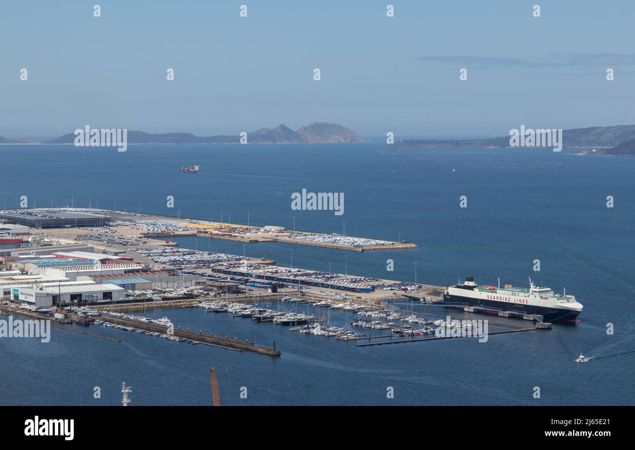 Vigo, Espagne - 25 avril 2020 : vue sur le port de Vigo, l'un des plus importants en Galice et en Espagne Banque D'Images