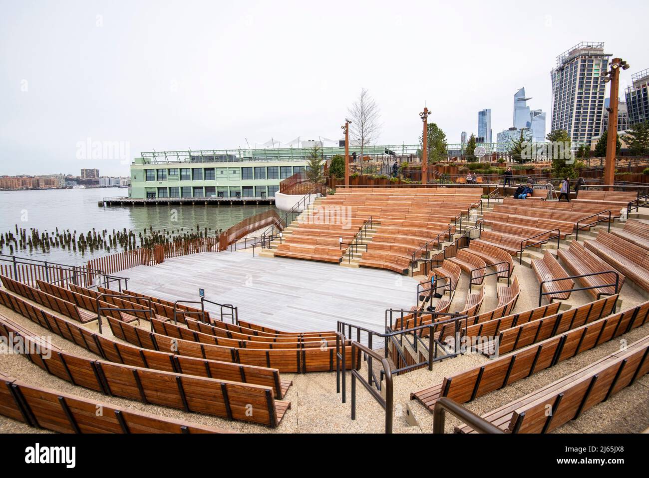 Little Island Park à Pier 55, New York, États-Unis Banque D'Images