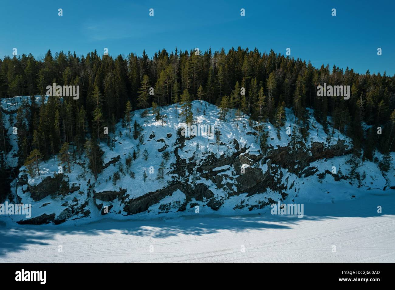 Le lac Onega est un lac situé dans le nord-ouest de la Russie, sur le territoire de la République de Carélie, de l'oblast de Leningrad et de l'oblast de Vologda. Banque D'Images