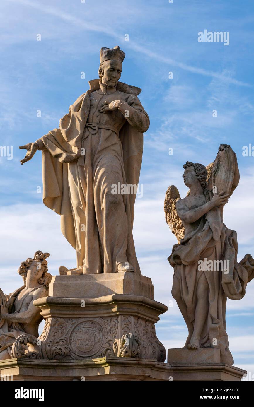 Heiliger Franziskus von Borgia, Skulptur auf der Karlsbruecke, Prag, Tschechien Banque D'Images