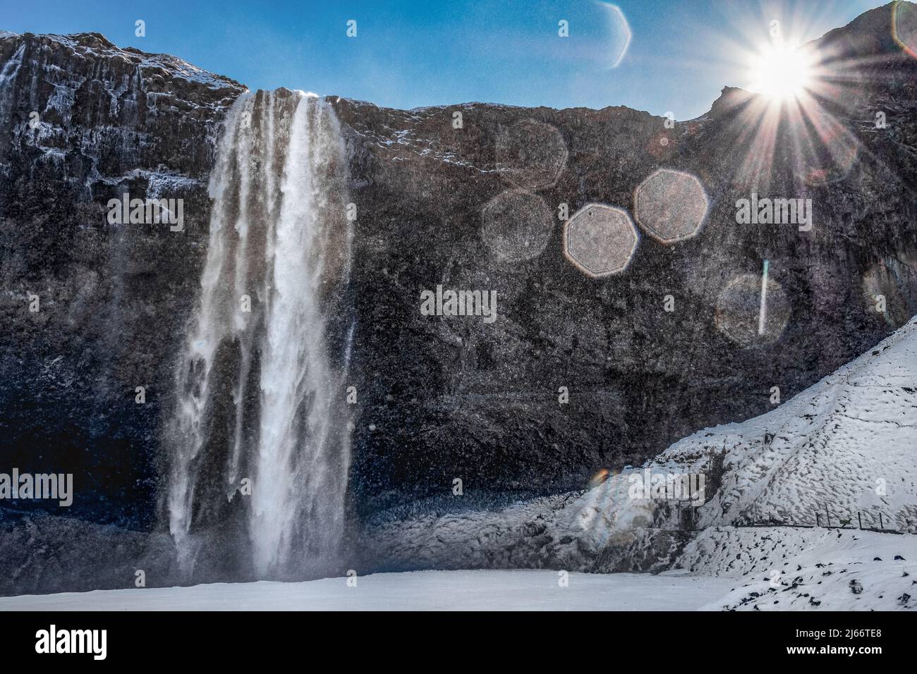 Wasserfall Seljalandsfoss im Winter Banque D'Images