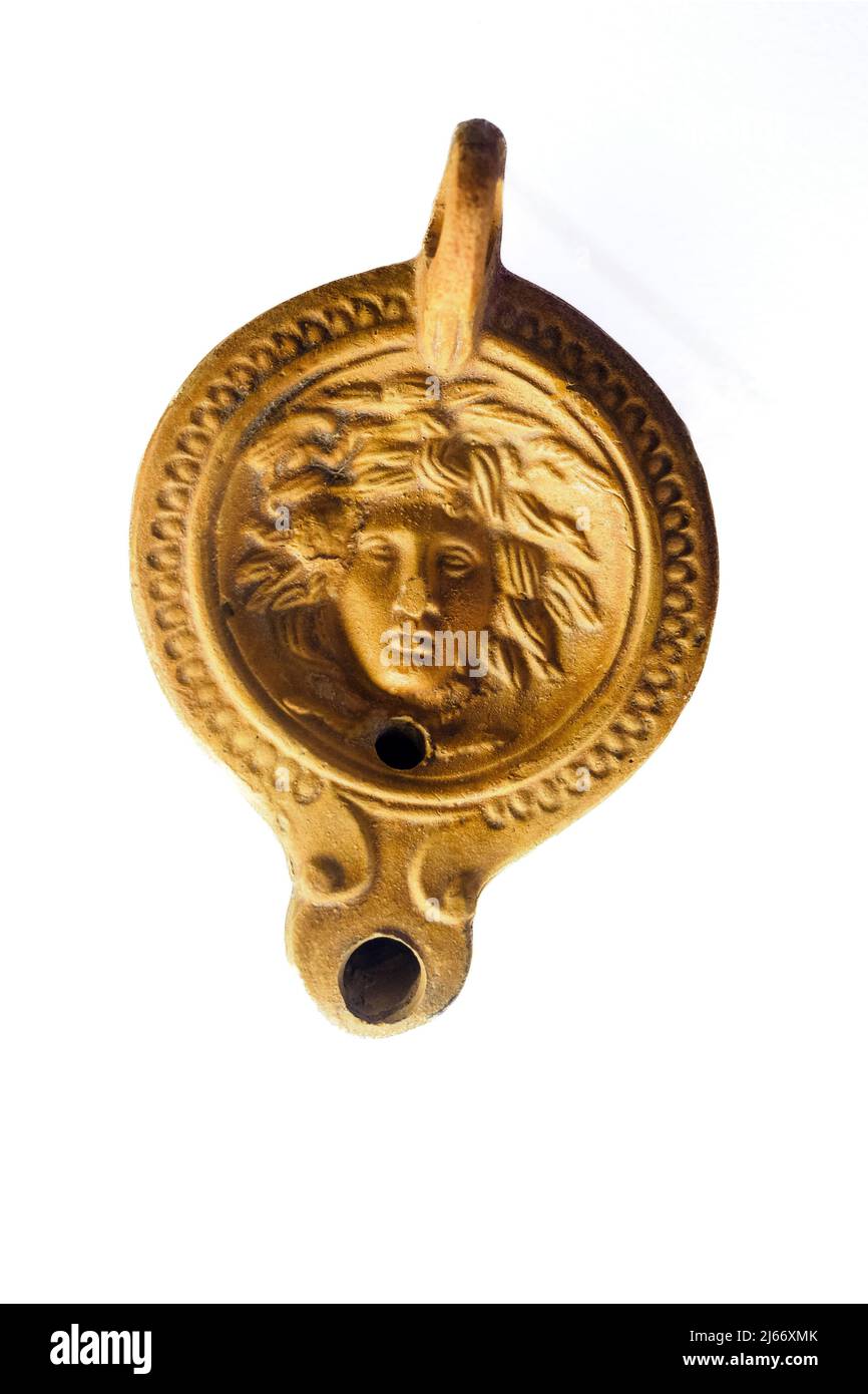 Lampe romaine. 1st Century BC - 1st Century AD céramique moulée Musée archéologique et ethnologique de Cordoue Banque D'Images