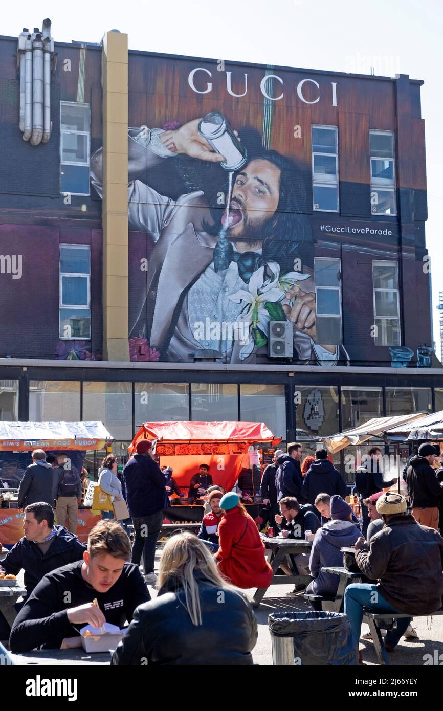 Gucci annonce murale #GucciLoveParade l'acteur américain Jared Leto sur le mur Elys Yard Old Trumans Brewery près de Brick Lane East London UK KATHY DEWITT Banque D'Images