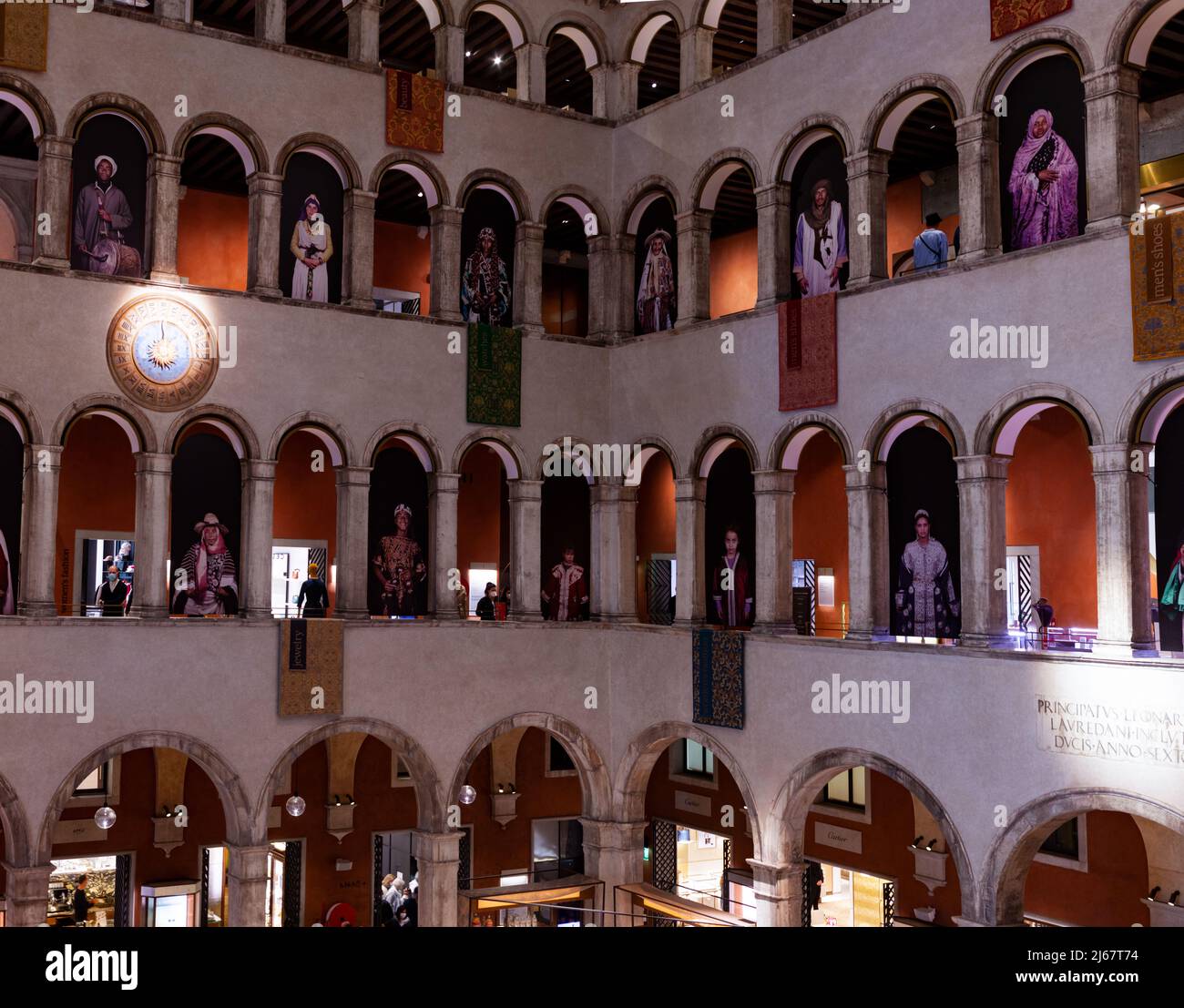 Venise, Italie - avril 20 : œuvres de Leila Alaoui, intitulé histoires invisibles, événements collatéraux de la biennale de Venise 59th le 20 avril 2022 Banque D'Images