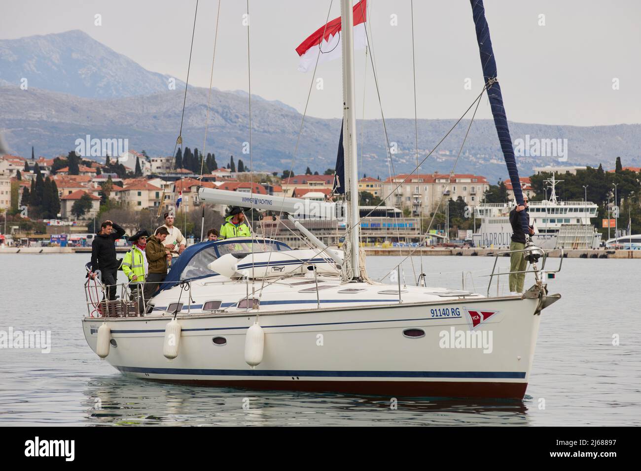 La ville de Split en Croatie dans la région de Dalmatie, le port maritime Banque D'Images