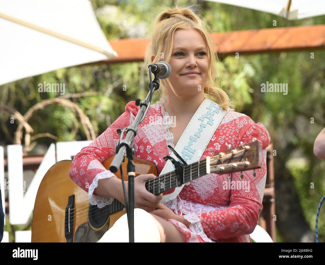 Californie, États-Unis. 28th avril 2022. Hailey Whitters se produit à Live in the Vineyard Goes Country au domaine Chandon Winery le 27 avril 2022 à Yountville, Californie. Photo: Casey Flanigan/imageSPACE/Sipa USA crédit: SIPA USA/Alay Live News Banque D'Images