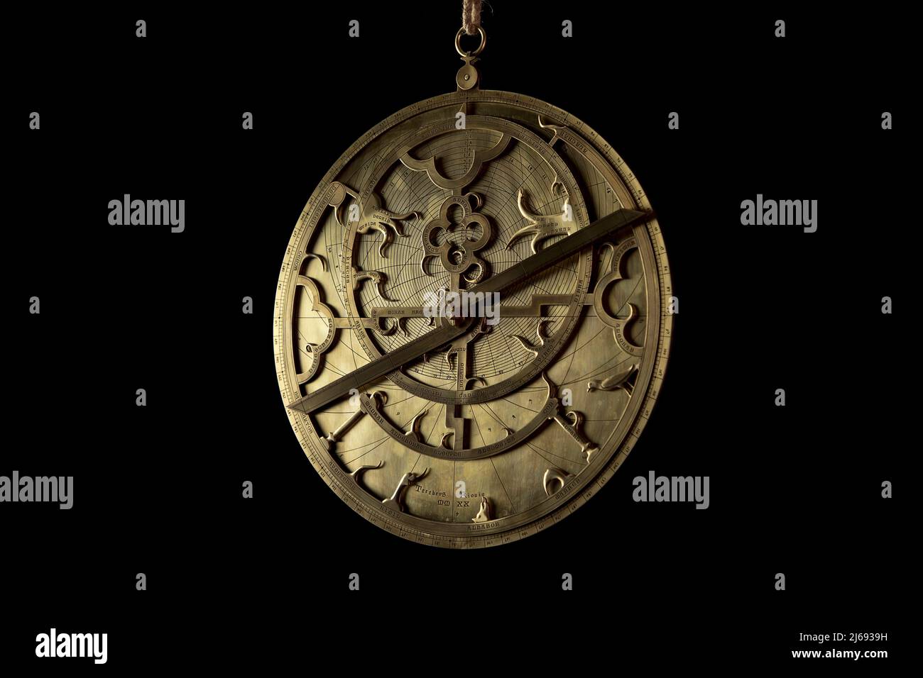 Réplique de l'astrolabe créée au début du 15th siècle par le religieux et mathématicien parisien Jean le Fondeur. Également connu sous le nom de Fusoris. Adapté Banque D'Images