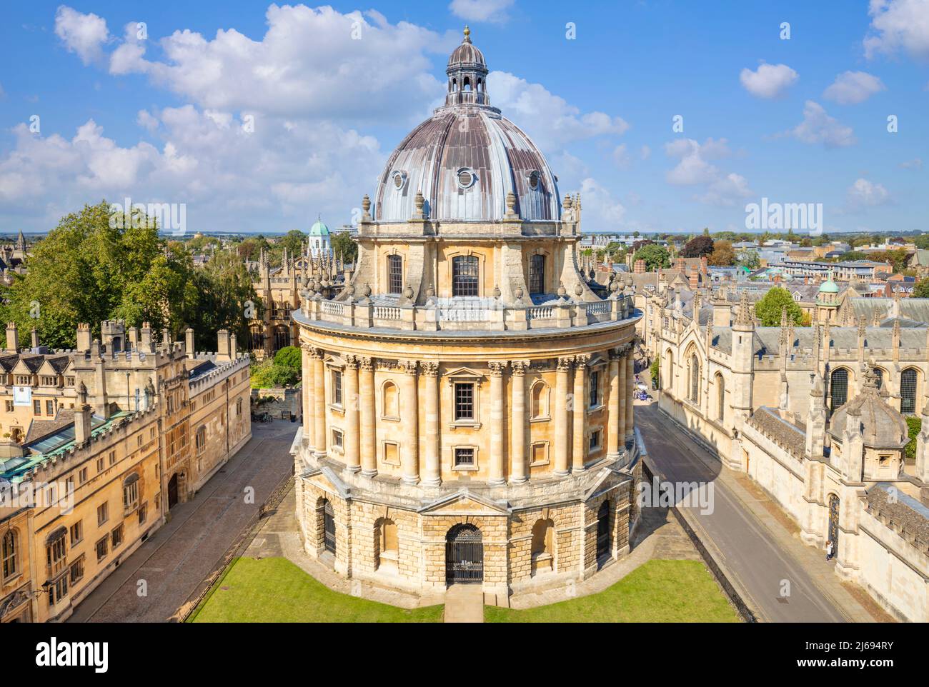 Radcliffe Camera and Walls of Brasenose College and All Souls College, Oxford University Oxfordshire, Angleterre, Royaume-Uni Banque D'Images