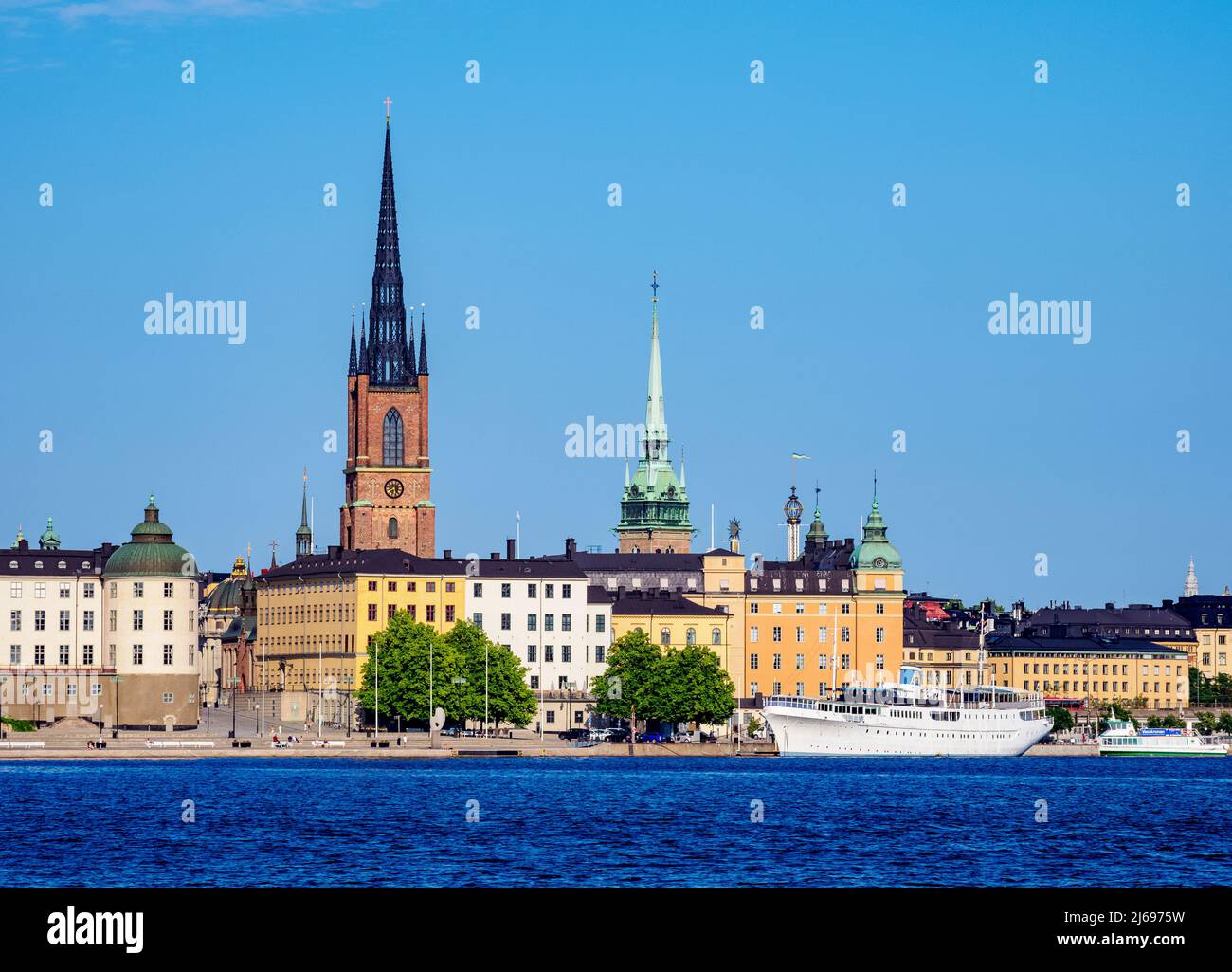 Vue vers l'île Riddarholmen, Stockholm, Comté de Stockholm, Suède, Scandinavie Banque D'Images