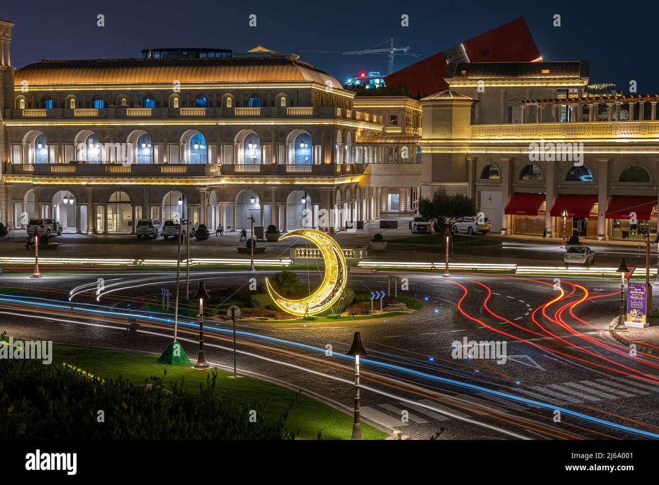 Katara Kultural village vue des Galeries Lafayette, destination touristique populaire à Doha, Qatar Banque D'Images