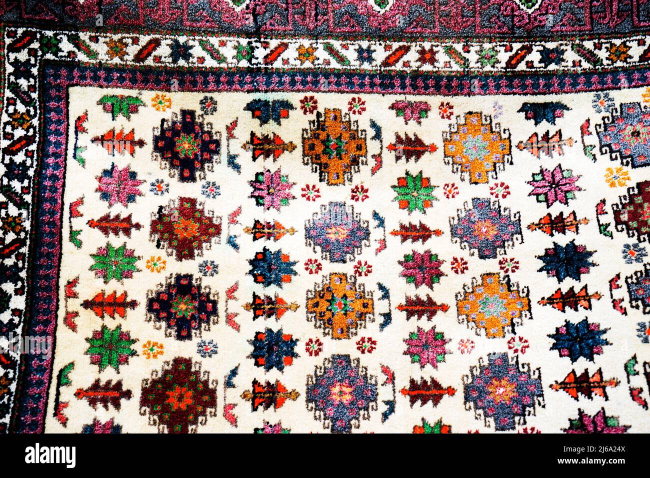 Tapis, tapis, fragment de tapis antique, tapis persan avec ornements, Banque D'Images