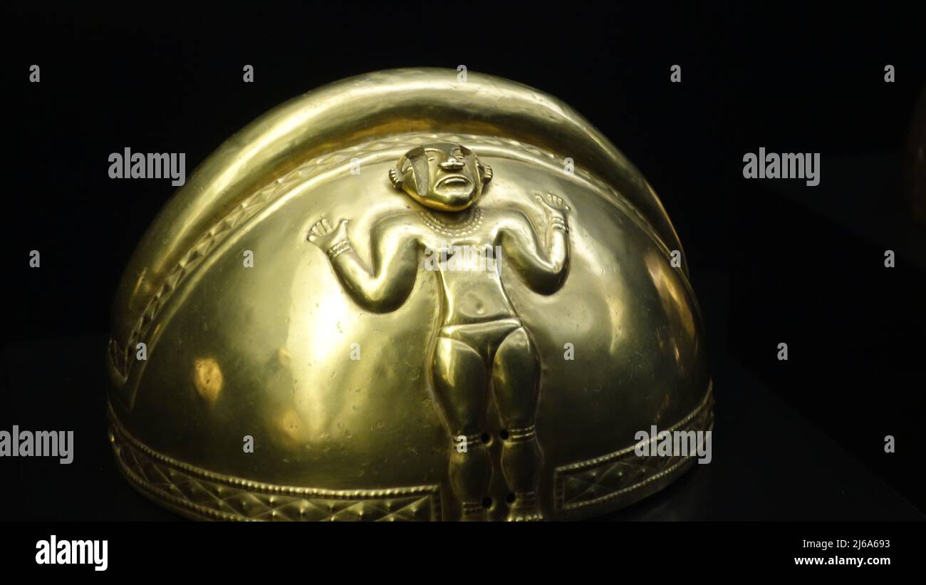 Gold Helmet de Quimbaya, Colombie Culture. Exposition permanente Museo de America Madrid Espagne. Banque D'Images
