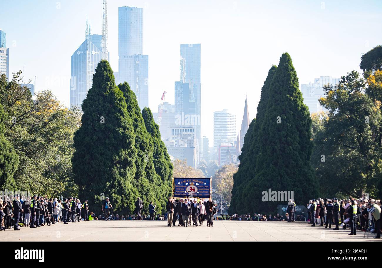 Melbourne Australie : parade du jour d'Anzac au Sanctuaire du souvenir. ANZACs' représente le corps d'armée australien et néo-zélandais. Banque D'Images