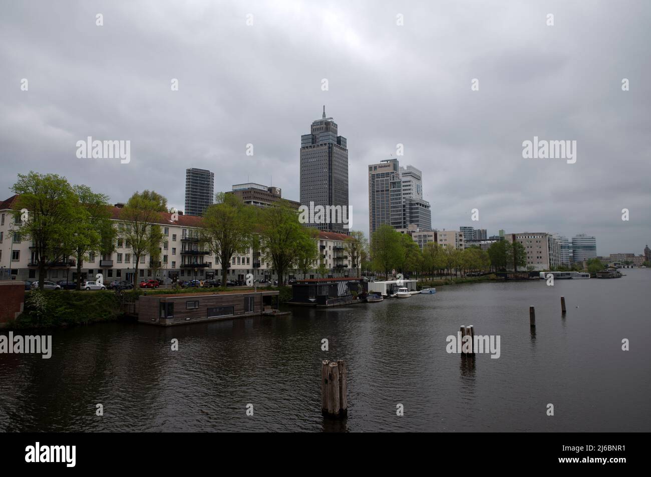Horizon au bord de la rivière Amstel Amsterdam pays-Bas 25-4-2022 Banque D'Images