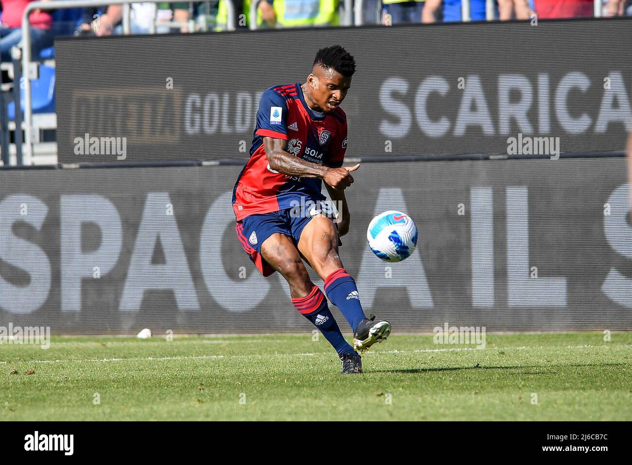 Henrique Dalbert de Cagliari Calcio pendant Cagliari Calcio vs Hellas Verona FC, football italien série A match à Cagliari, Italie, avril 30 2022 Banque D'Images