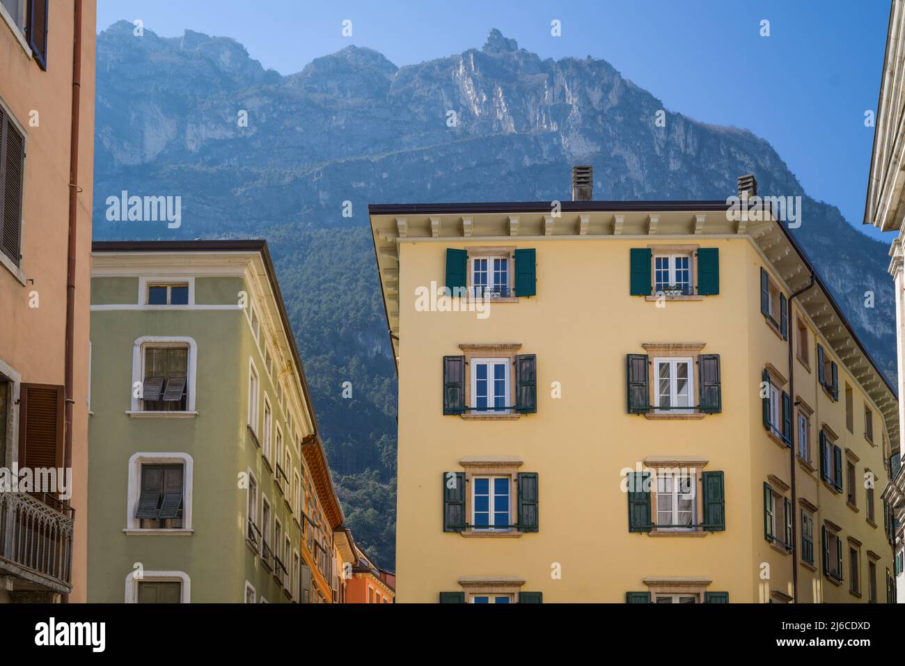Riva del Garda, Italie, architectures classiques de la vieille ville Banque D'Images