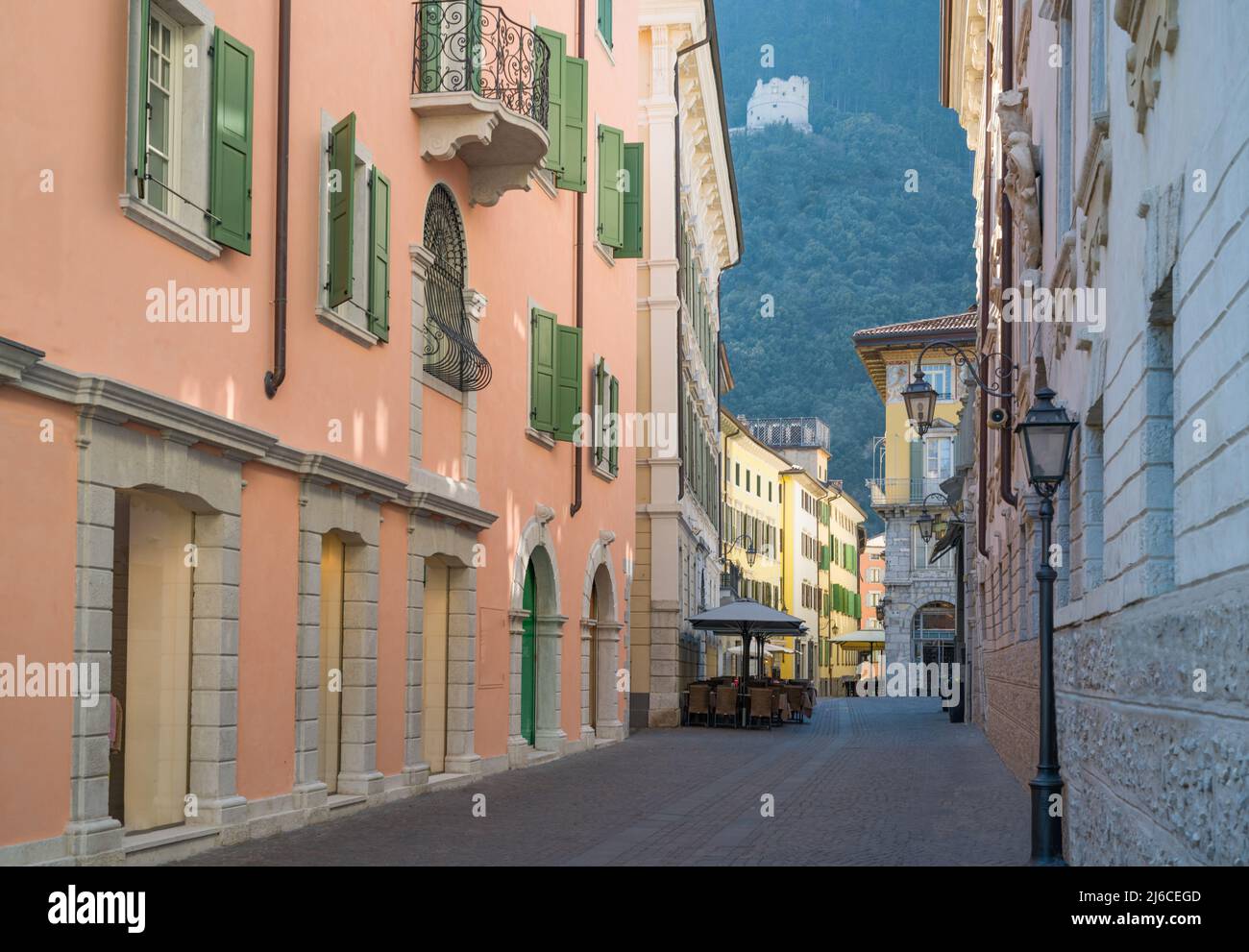 Riva del Garda, Italie, architectures classiques de la vieille ville Banque D'Images