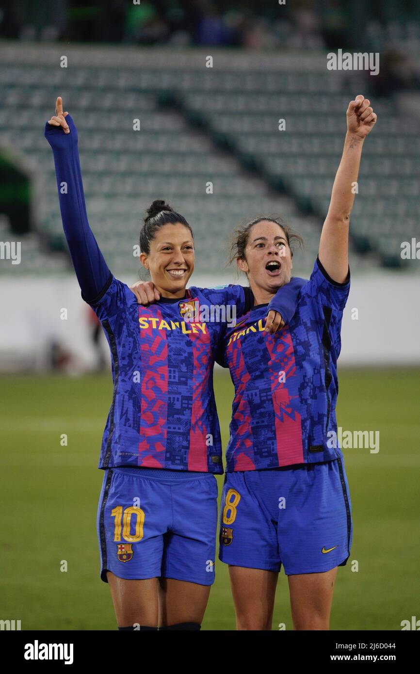 30 avril 2022, Wolfsburg, Basse-Saxe, ALLEMAGNE: Wolfsburg, Allemagne, avril 30th 2022 : Jennifer Hermoso ( 10 Barcelone ) , Marta Torrejon ( 8 Barcelone ) pendant le match de la Ligue des champions de l'UEFA Womenâ‚„ âs entre VfL Wolfsburg et le FC Barcelone à Volkswagen Arena à Wolfsburg, EN ALLEMAGNE. UWCL Julia Kneissl/SPP (image de crédit : © Julia Kneissl/Sport photo de presse via ZUMA Press) Banque D'Images