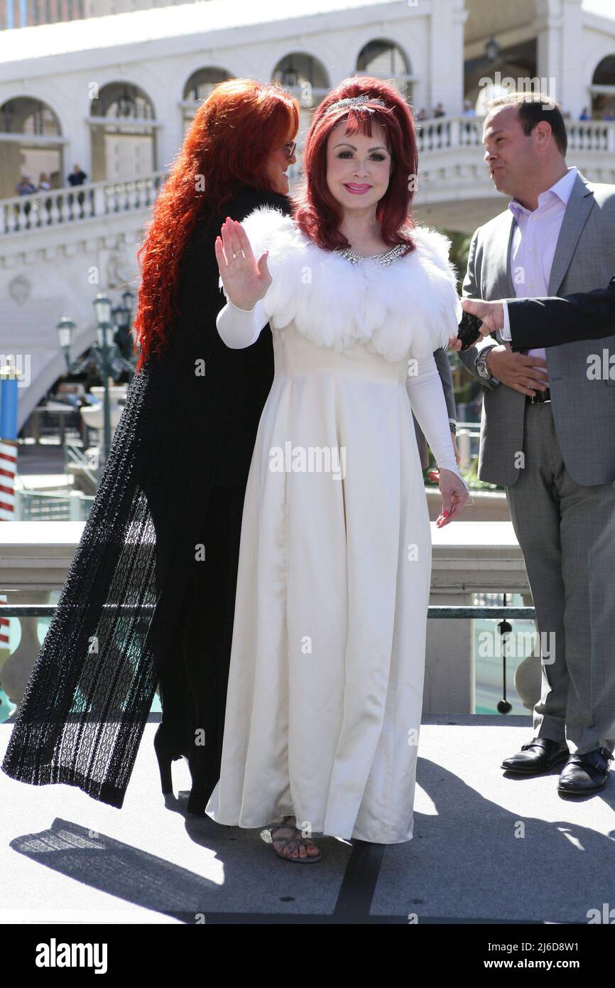 Naomi Judd est décédée à la maison au Tennessee le 30th avril 2022October 6, 2015 Las Vegas, NV. Naomi Judd les Juds Kick Off 'Girls Night Out' Residency, The Venetian Resort Hotel Casino © JPA / AFF-USA.COM Banque D'Images