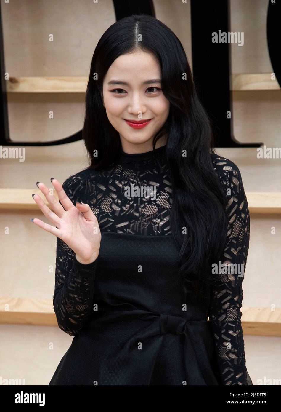 Le chanteur sud-coréen Jisoo, membre du groupe de filles K-Pop Black Pink, assiste à un appel photo pour la collection d'automne 2022 de Dior à Séoul, en Corée du Sud, le 30 avril 2022. (Photo de Lee Young-ho/Sipa USA) Banque D'Images