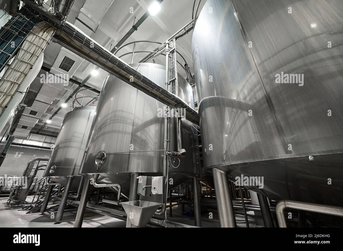 Réservoir en acier inoxydable pour produits laitiers fermentés Banque D'Images