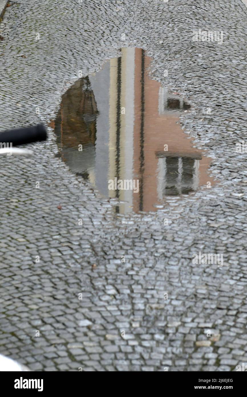 Altstadt von Passau an der Donau BEI Regen im Winter, Bayern - Vieille ville de Passau sur le Danube sous la pluie en hiver, Bavière Banque D'Images