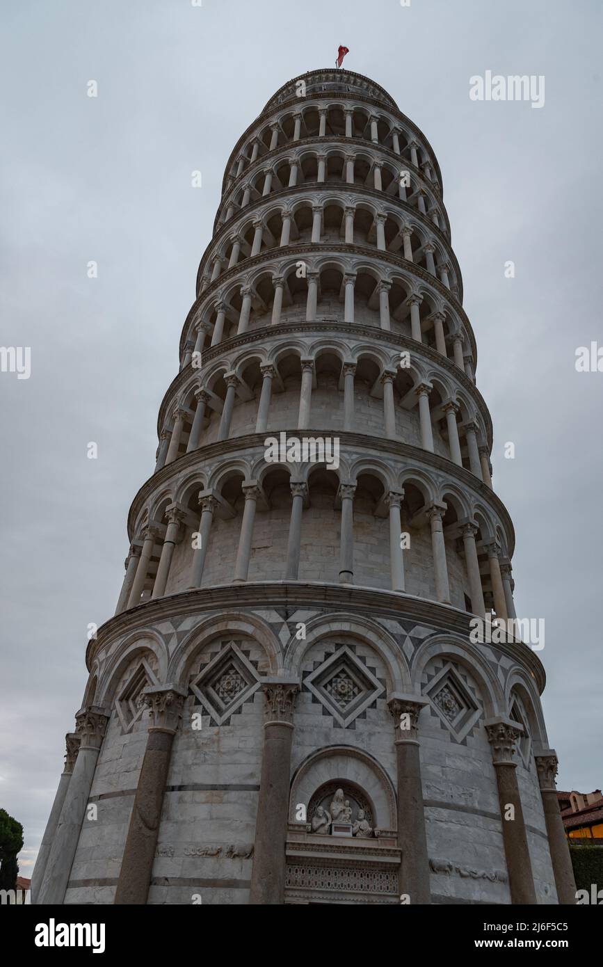 La tour de Pise est le clocher de la cathédrale de S. M. Assunta, sur la Piazza del Duomo dont il est le monument le plus célèbre en raison de la slope Banque D'Images