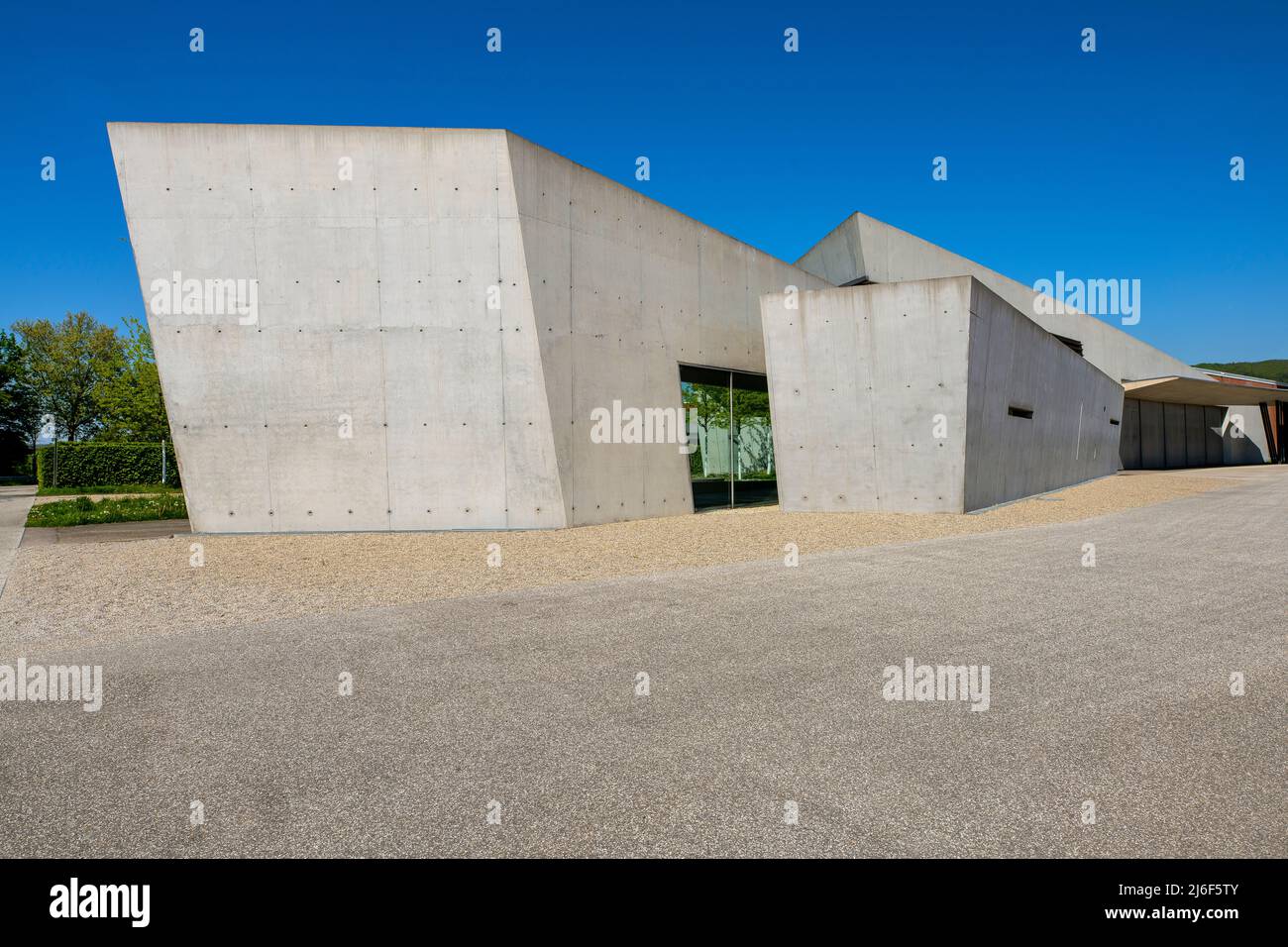 Caserne de pompiers conçue par un architecte Zaha Hadid. Vitra Campus, Weil am Rhein, Allemagne. Banque D'Images