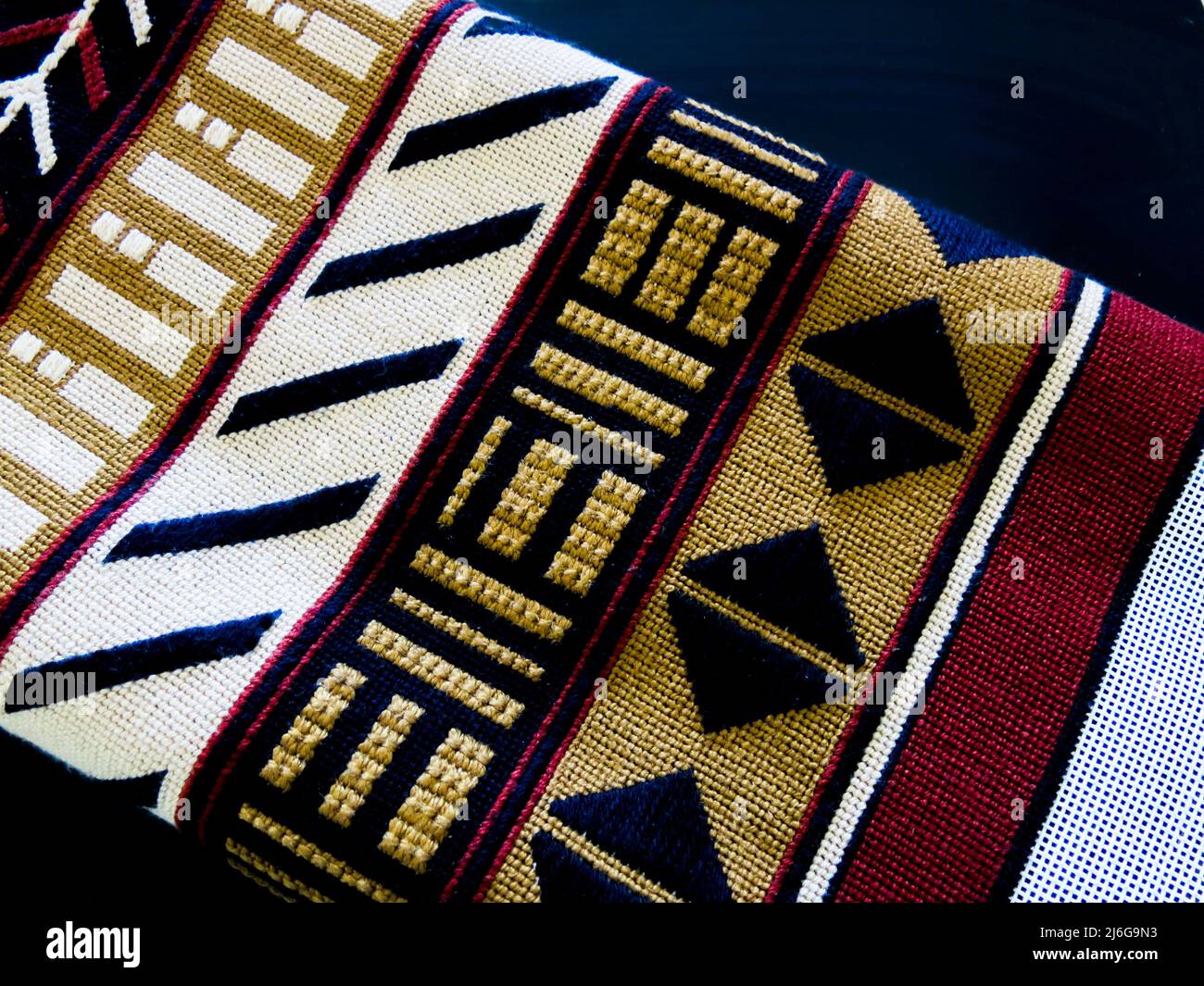 Modèles traditionnels de toile de boue (Afrique) transférés à Needlepoint Canvas Banque D'Images