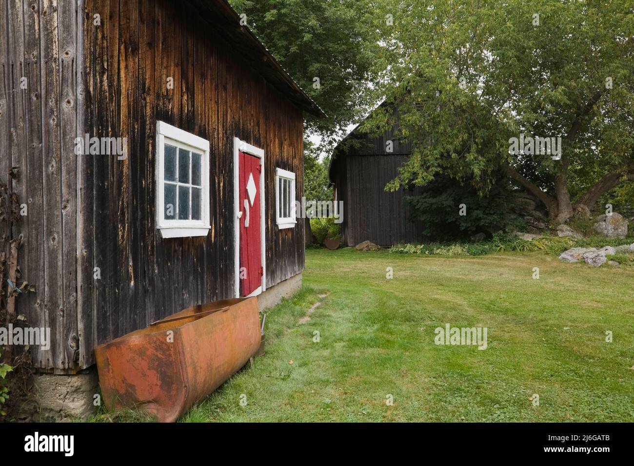 Anciennes granges en bois. Banque D'Images