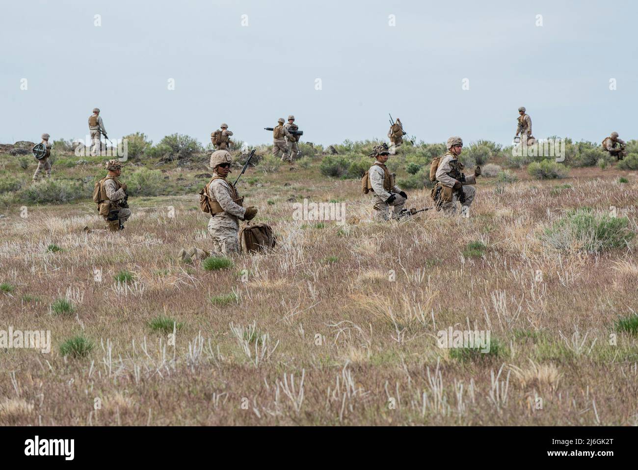 Le 28 avril 2022, lors de l'exercice Garnet Rattler au premier Orchard combat Training Centre et dans les chaînes Saylor Creek, le contrôleur d'attaque de terminal conjoint et les marins d'infanterie affectés au 1st Bataillon, 7th Marine Regiment, 1st Marine Division ont été formés avec le 183rd Aviation Regiment de la Garde nationale de l'Armée de l'Idaho. L'exercice, qui s'est tenu dans l'Idaho du 11 au 29 avril 2022, était une mission conjointe des Marines des États-Unis, des soldats de la garde nationale de l'armée de l'Idaho, de 124th gardes-chasseurs et de 366th aviateurs de la base aérienne de Mountain Home pour former et qualifier les Marines d'être plus efficaces et plus lestés Banque D'Images