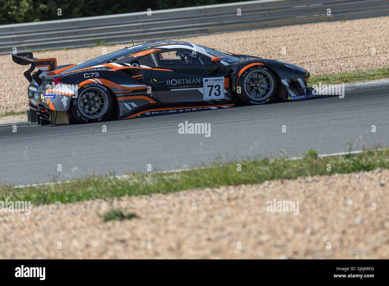 30 avril 2022. Estoril, Portugal. Le Kessel Racing #73 - Ferrari 488 GT3 EVO, conduit par Roman Ziemian (GBR) et Axcil Jefferies (ZWE) en action pendant le Round 1 de l'International GT Open © Alexandre de Sousa/Alay Live News Banque D'Images