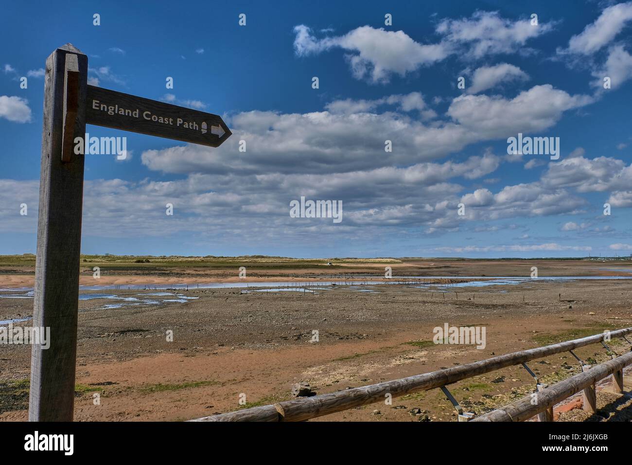 Chemin de la côte d'Angleterre le long de la rivière Esk, Ravenglass, Lake District, Cumbria Banque D'Images