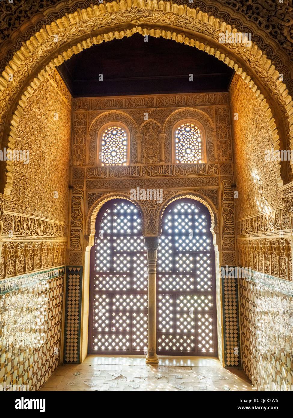Alcôve dans la salle des Ambassadeurs à Comares Palais du complexe des palais royaux de Nasrid - complexe de l'Alhambra - Grenade, Espagne Banque D'Images