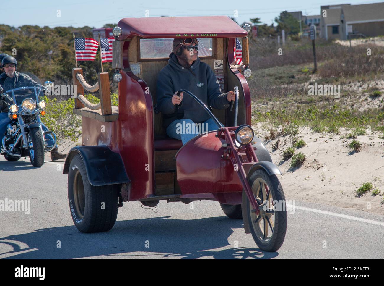 Bénédiction des Motos - West Dennis Beach (Cape Cod). Trois roues personnalisées Banque D'Images