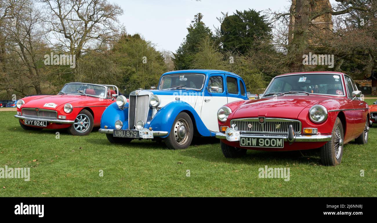 Voitures de sport classiques MGB Banque D'Images