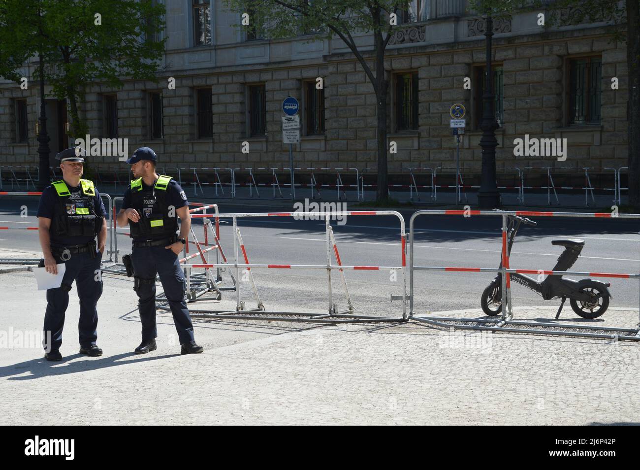 Journée mondiale de la presse - Rallye devant l'ambassade de Russie à Berlin - 3 mai 2022. Banque D'Images