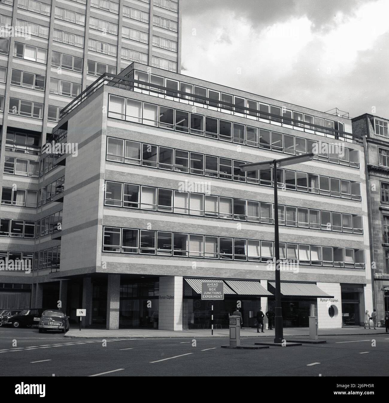 1960s, historique, extérieur de l'un des nombreux nouveaux immeubles — free download