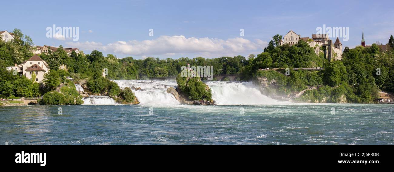 Chutes du Rhin, Neuhausen, Suisse. Les chutes du Rhin sont les plus ...