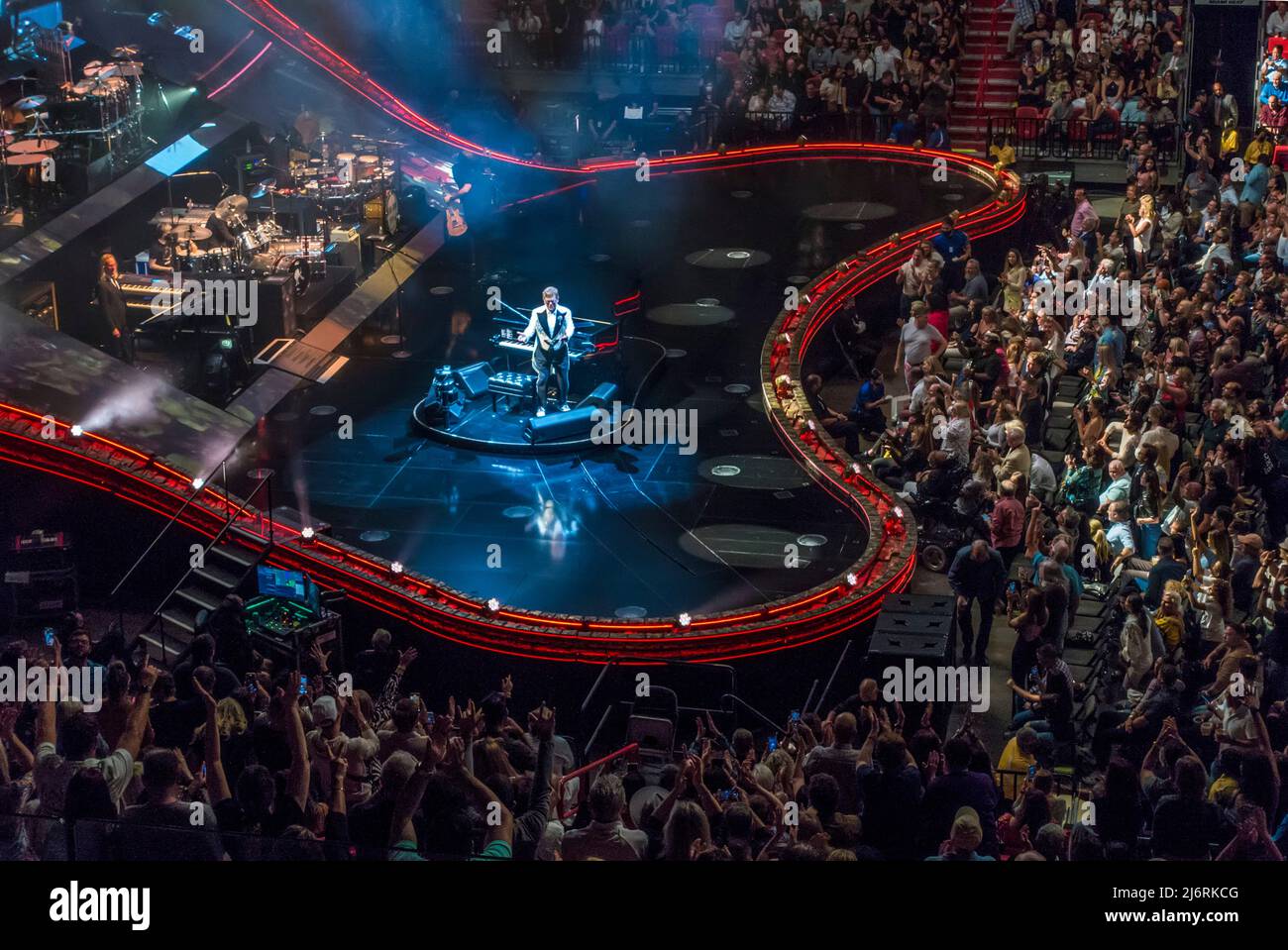 Elton John en concert à Miami, Floride, États-Unis, lors de son tour d'adieu sur la route du brique jaune Au revoir Banque D'Images