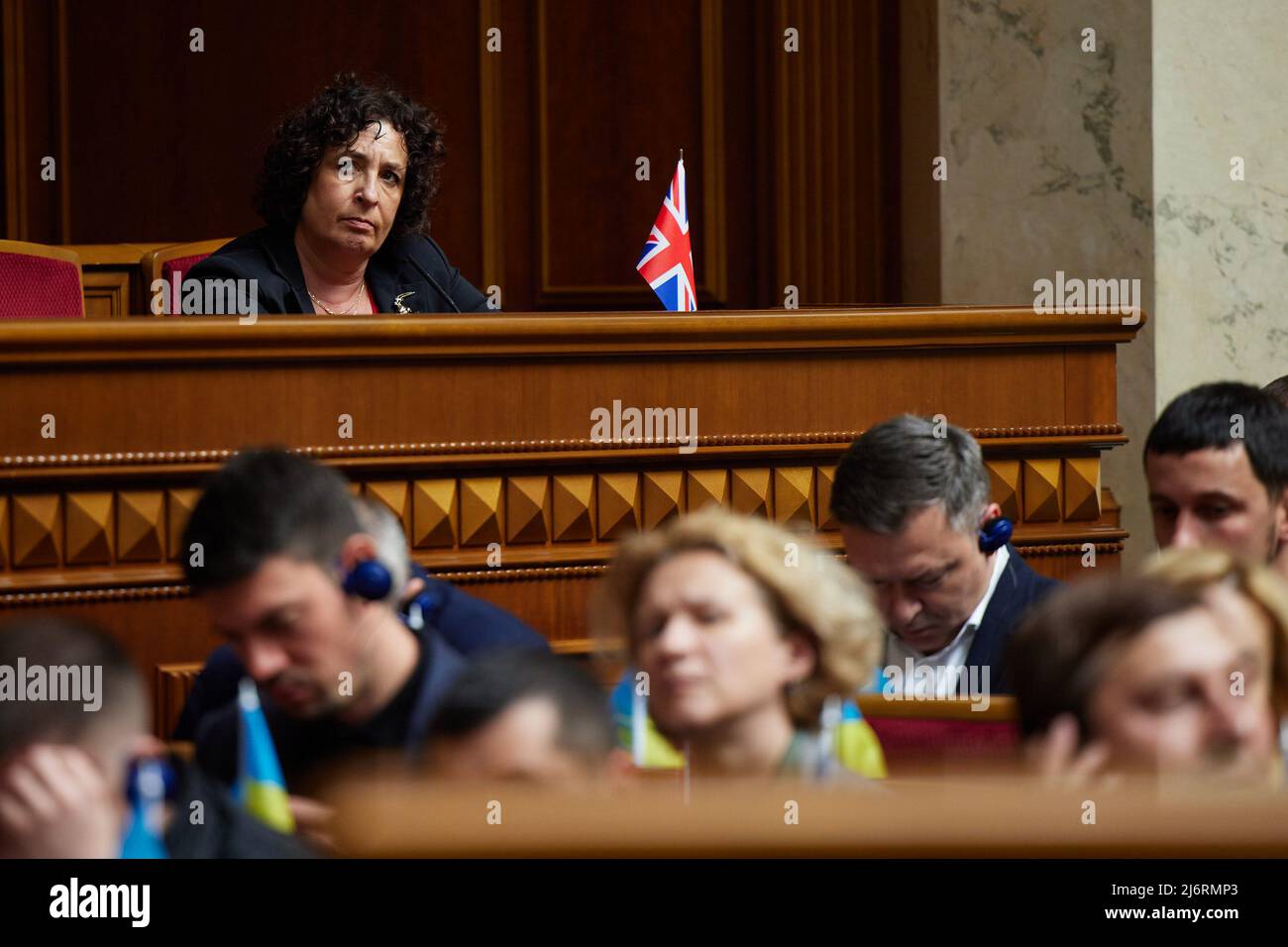 3 mai 2022, Kiev, Ukraine: L'Ambassadeur en Ukraine, Melinda Simmons, écoute lors d'une session extraordinaire de la Verkhovna Rada ou du Parlement, lors d'une session extraordinaire de la Verkhovna Rada ou du Parlement. Le Premier ministre britannique Johnson a prononcé un discours devant le Parlement par vidéoconférence, appelant la guerre « l'heure des plus belles d'Ukraine ». (Credit image: © Ukraine Presidency/ZUMA Press Wire Service/ZUMAPRESS.com) Banque D'Images