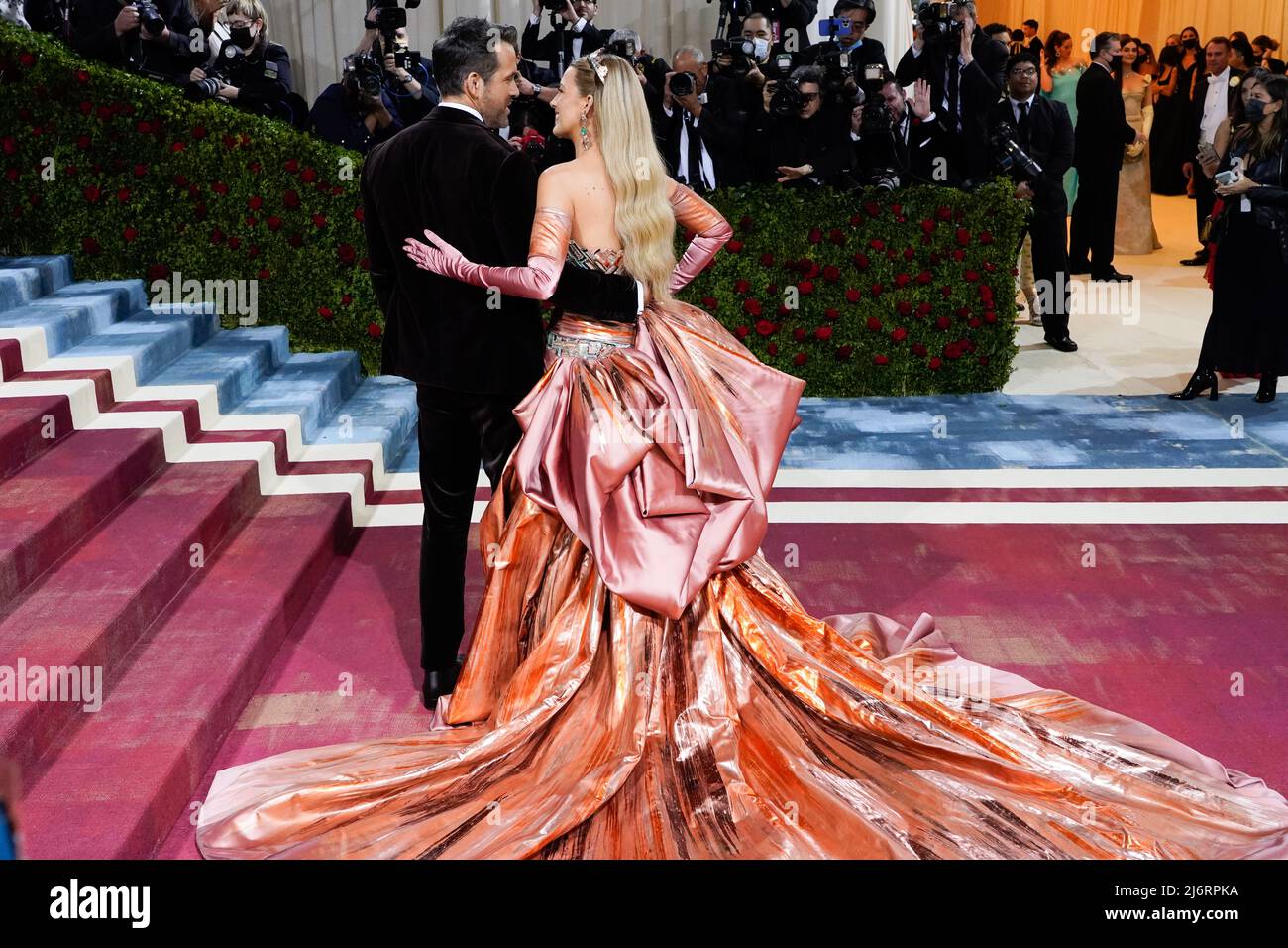 New York City, Etats-Unis, 02/05/2022, le Gala de la rencontre 2022 a eu lieu au Metropolitan Museum of Art de New York. Crédit : Jennifer Graylock/Alamy Live News Banque D'Images