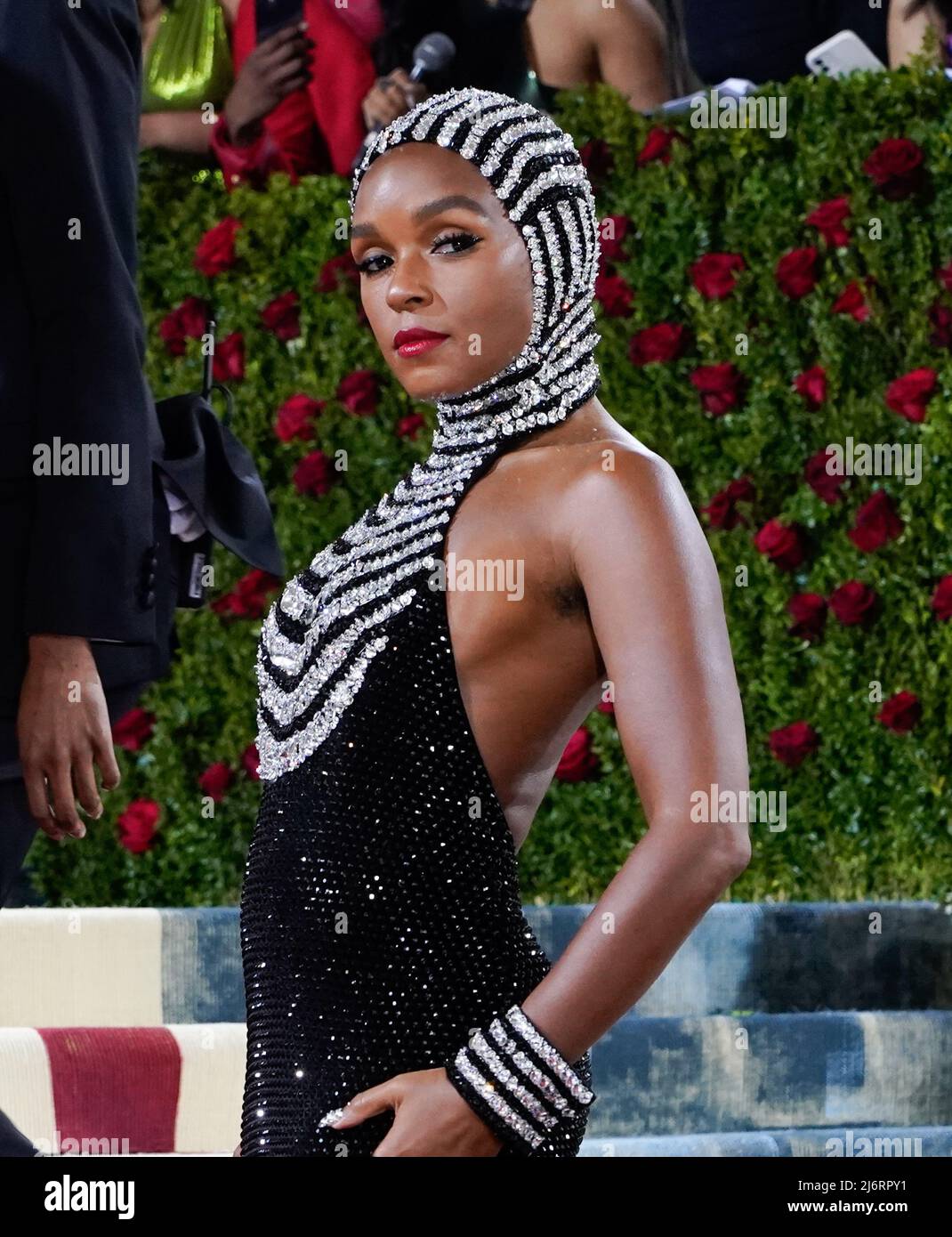 New York City, Etats-Unis, 02/05/2022, le Gala de la rencontre 2022 a eu lieu au Metropolitan Museum of Art de New York. Crédit : Jennifer Graylock/Alamy Live News Banque D'Images