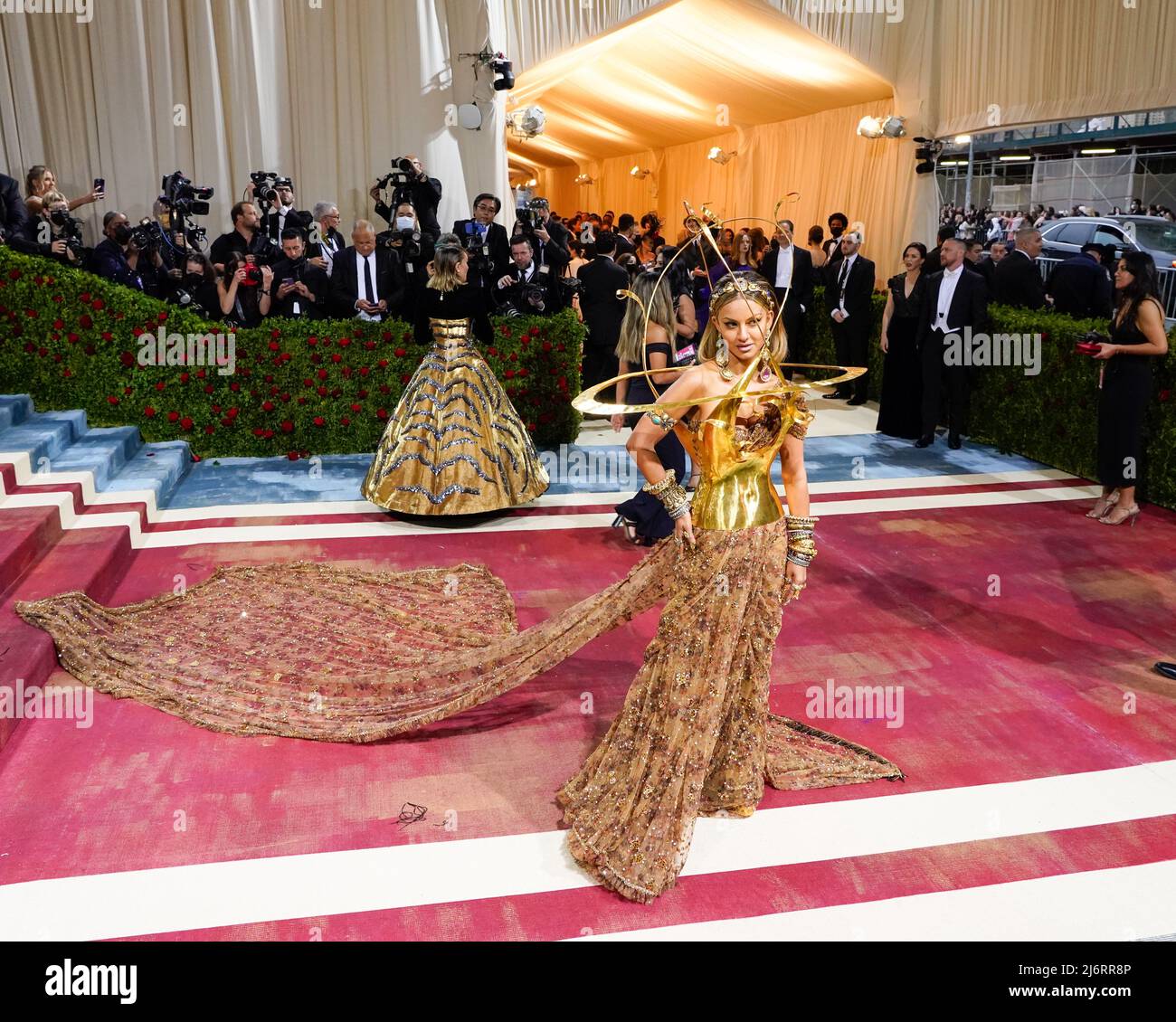 New York City, Etats-Unis, 02/05/2022, le Gala de la rencontre 2022 a eu lieu au Metropolitan Museum of Art de New York. Crédit : Jennifer Graylock/Alamy Live News Banque D'Images